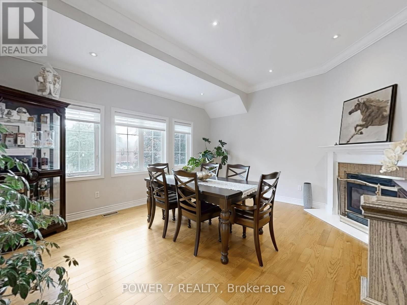 1098 SECRETARIATE ROAD Image 19