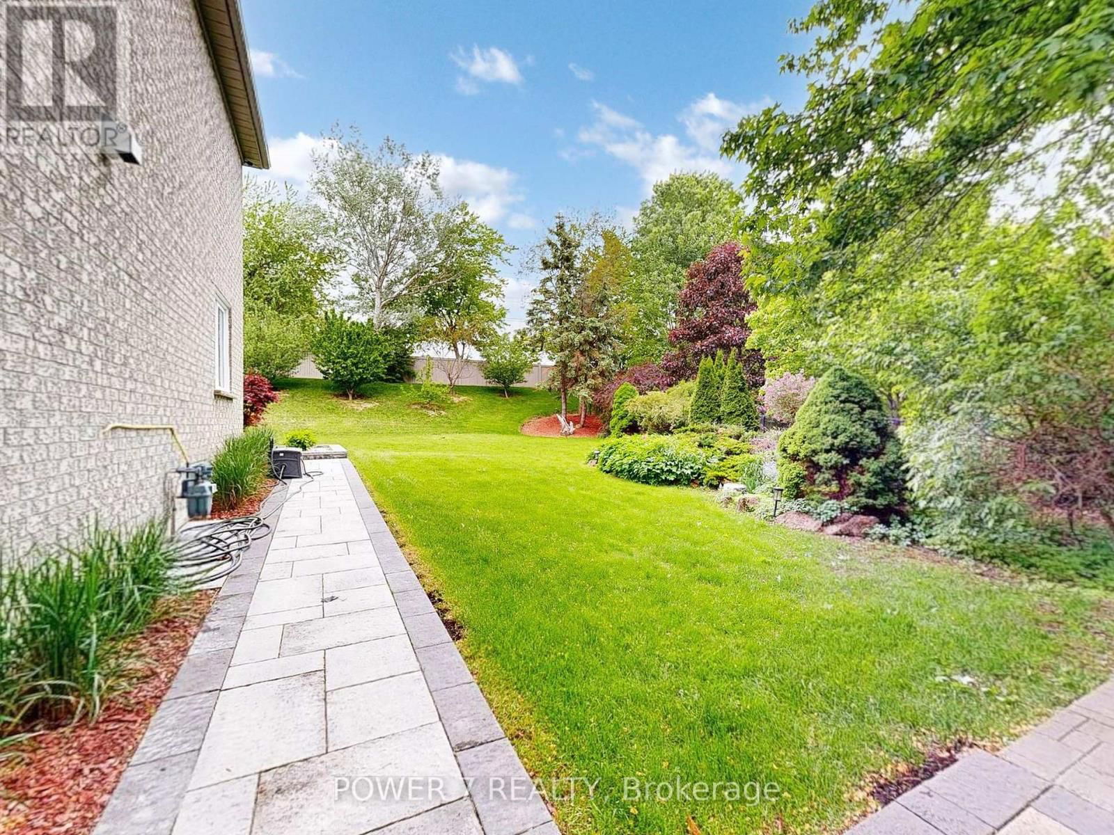 1098 SECRETARIATE ROAD Image 37