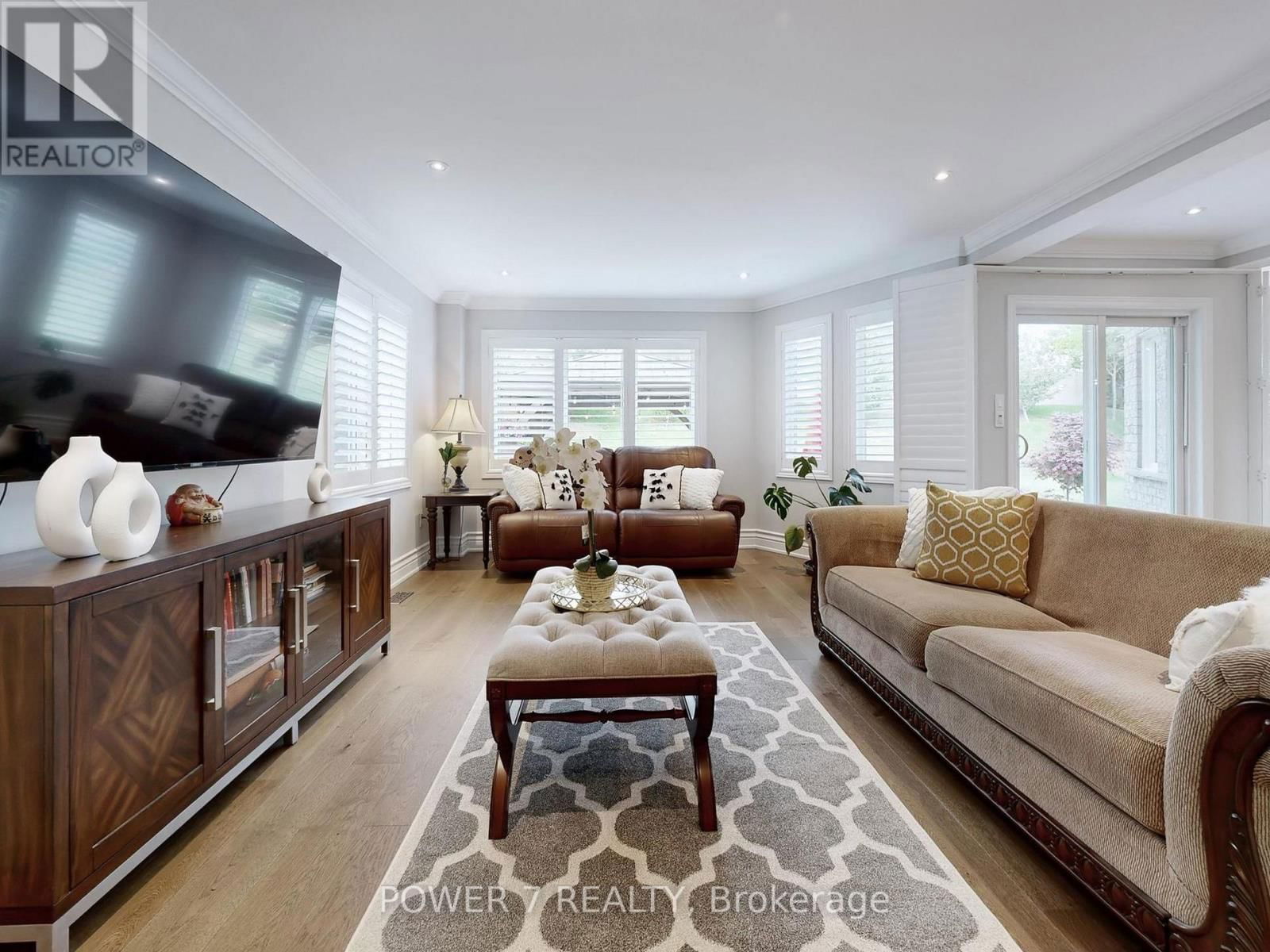 1098 SECRETARIATE ROAD Image 9