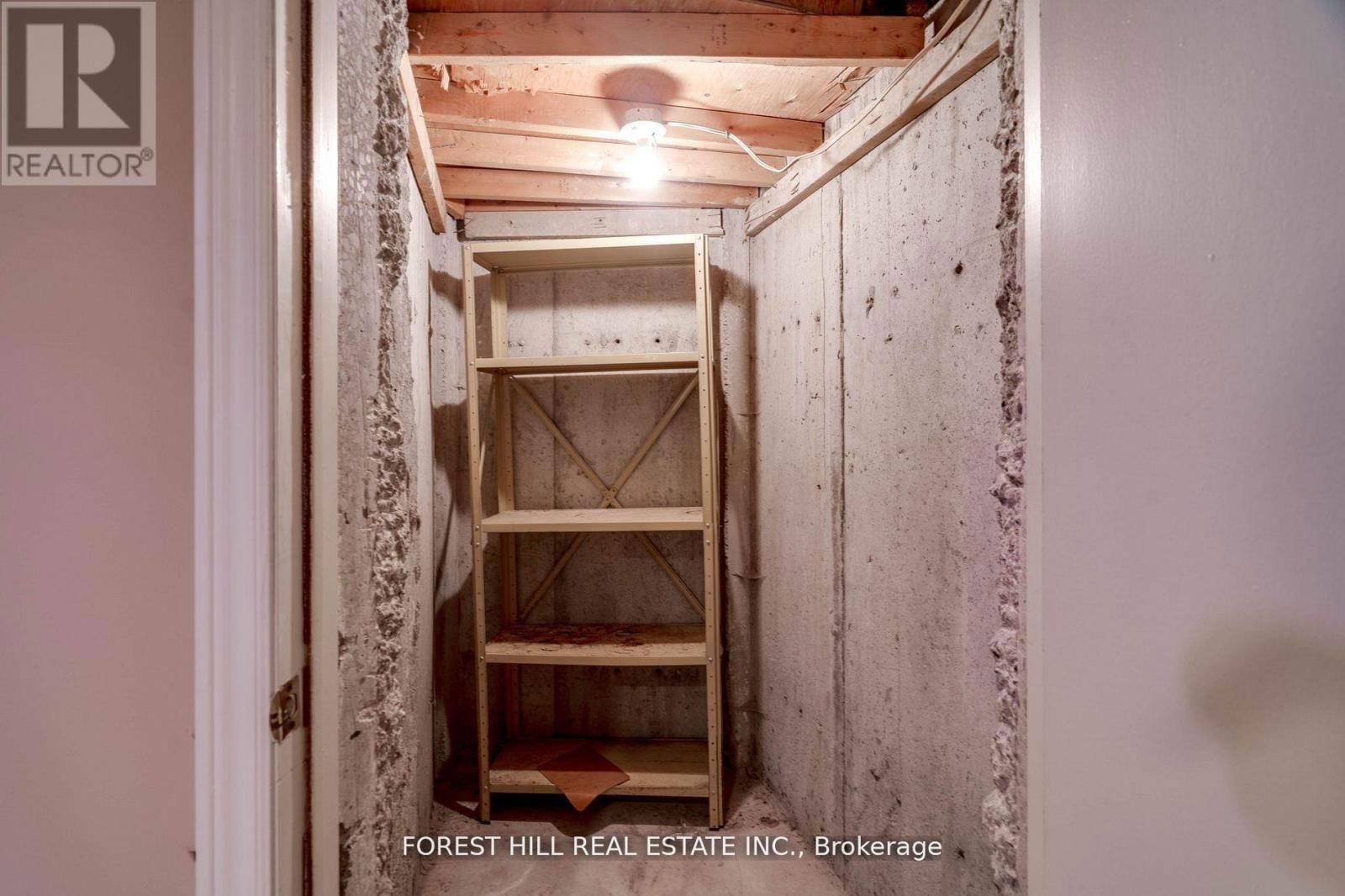 109 DOWNING BOULEVARD Image 34