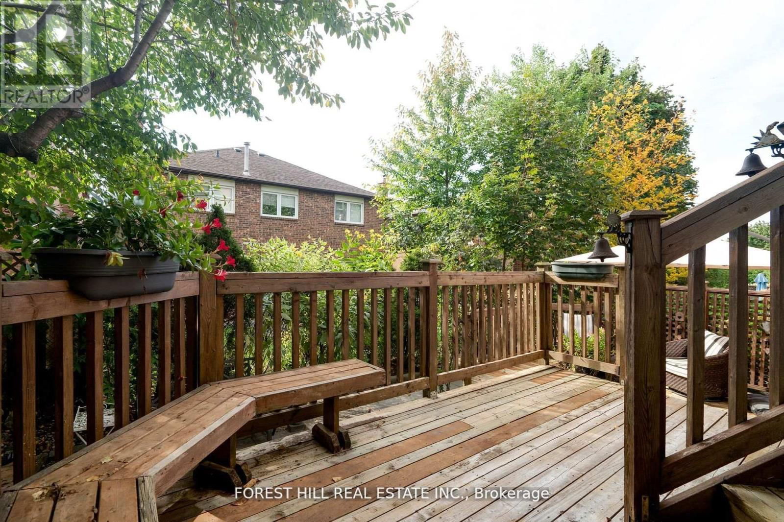 109 DOWNING BOULEVARD Image 35