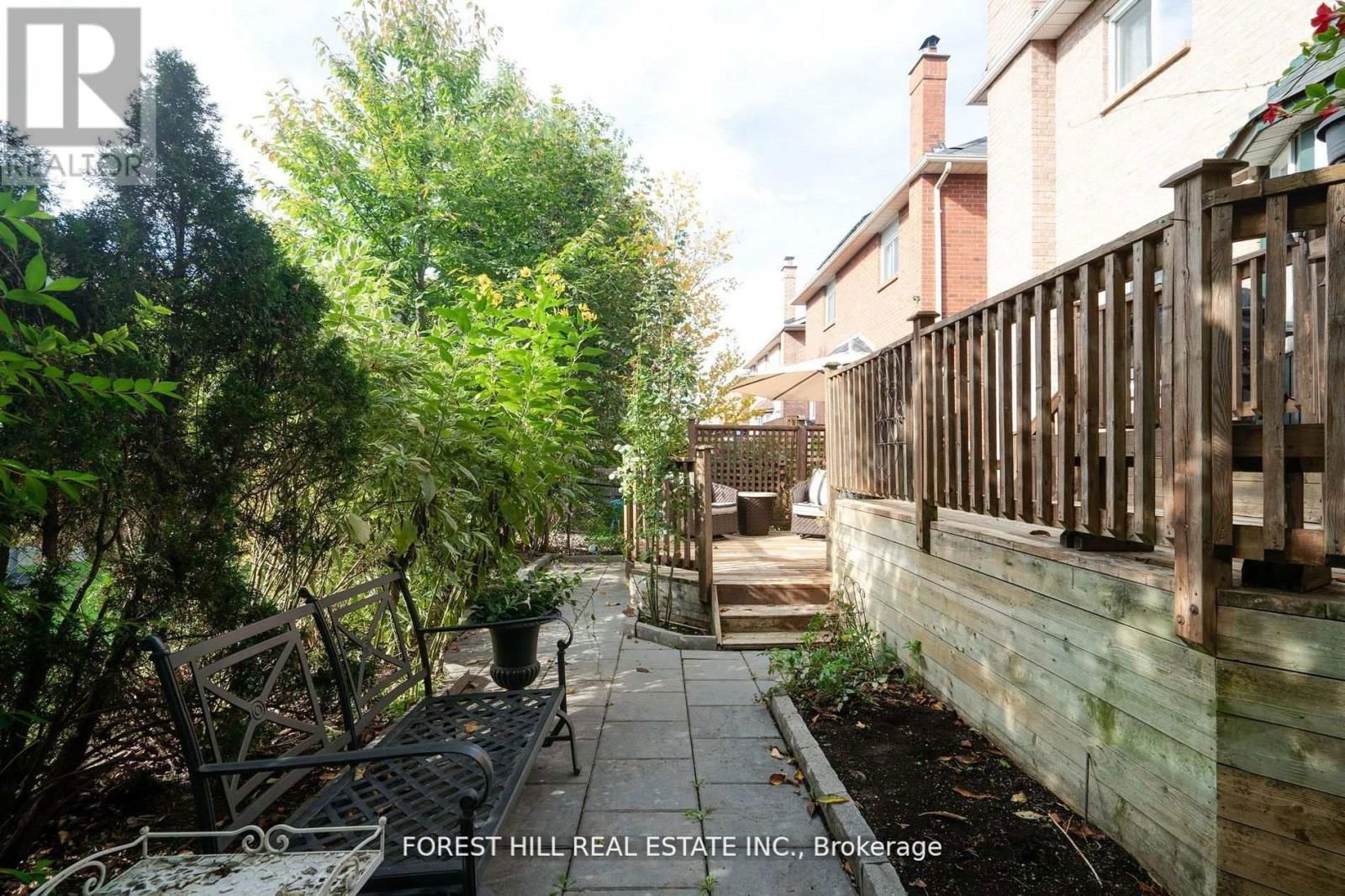 109 DOWNING BOULEVARD Image 39