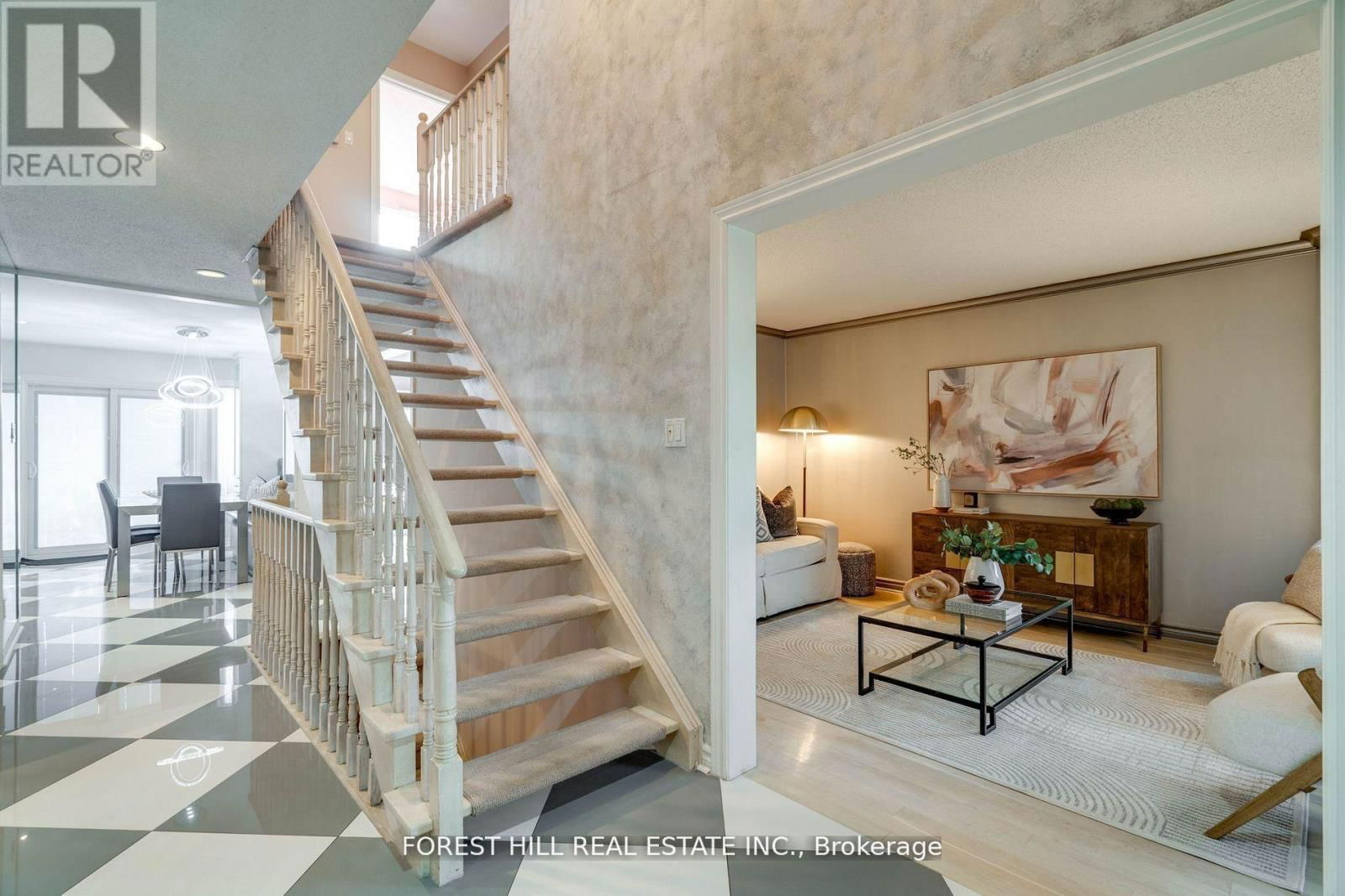 109 DOWNING BOULEVARD Image 4