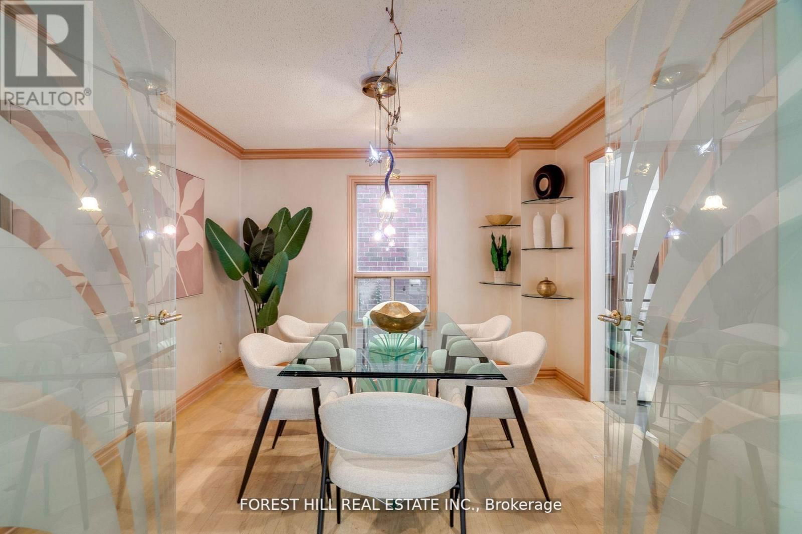 109 DOWNING BOULEVARD Image 7