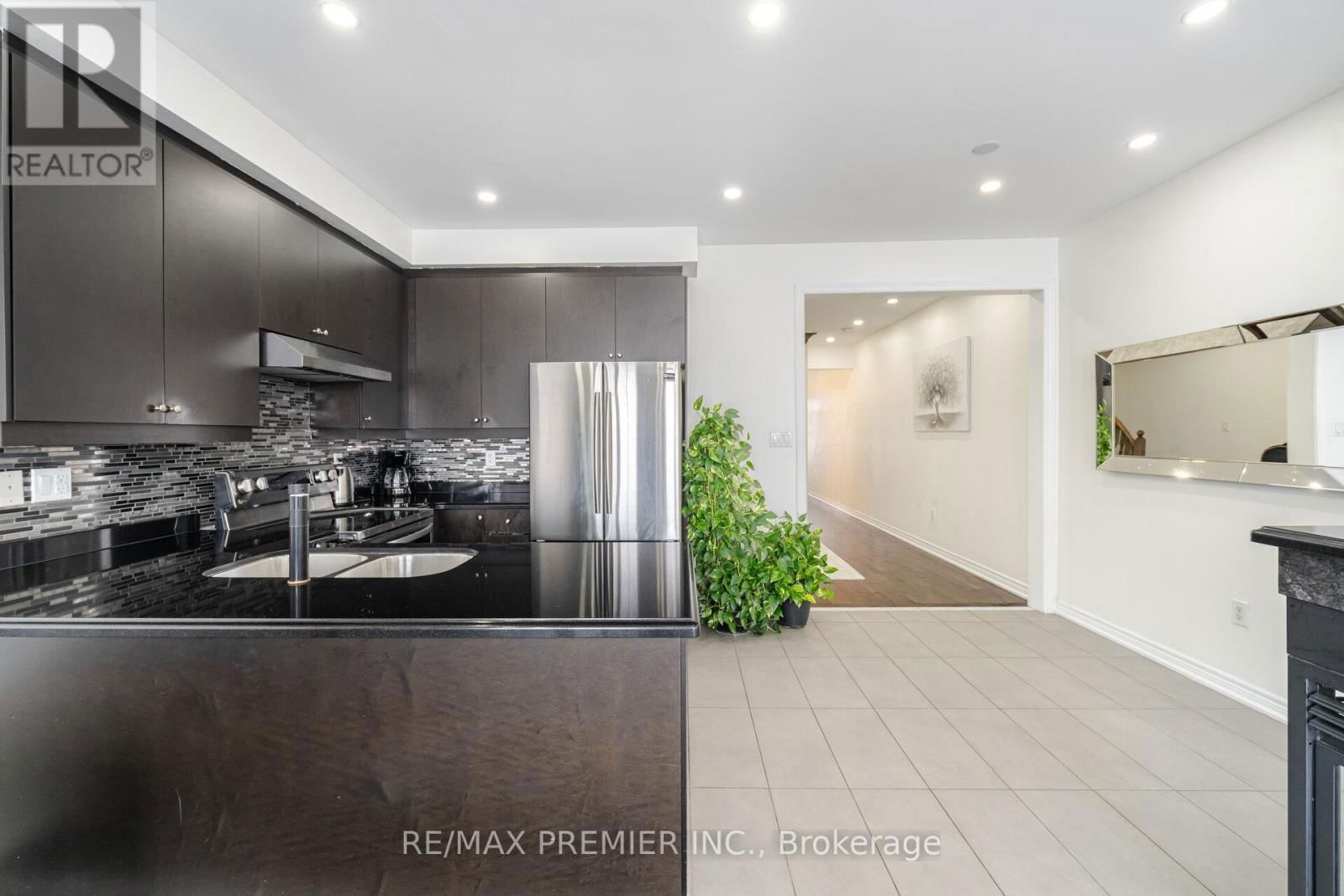 81 ALEXIE WAY Image 11