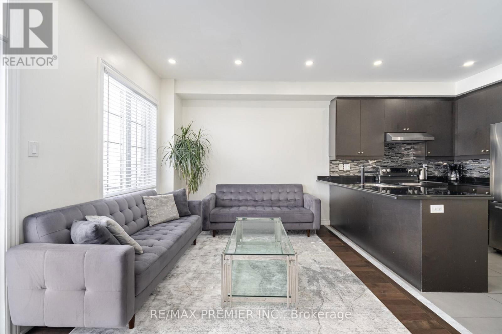 81 ALEXIE WAY Image 13