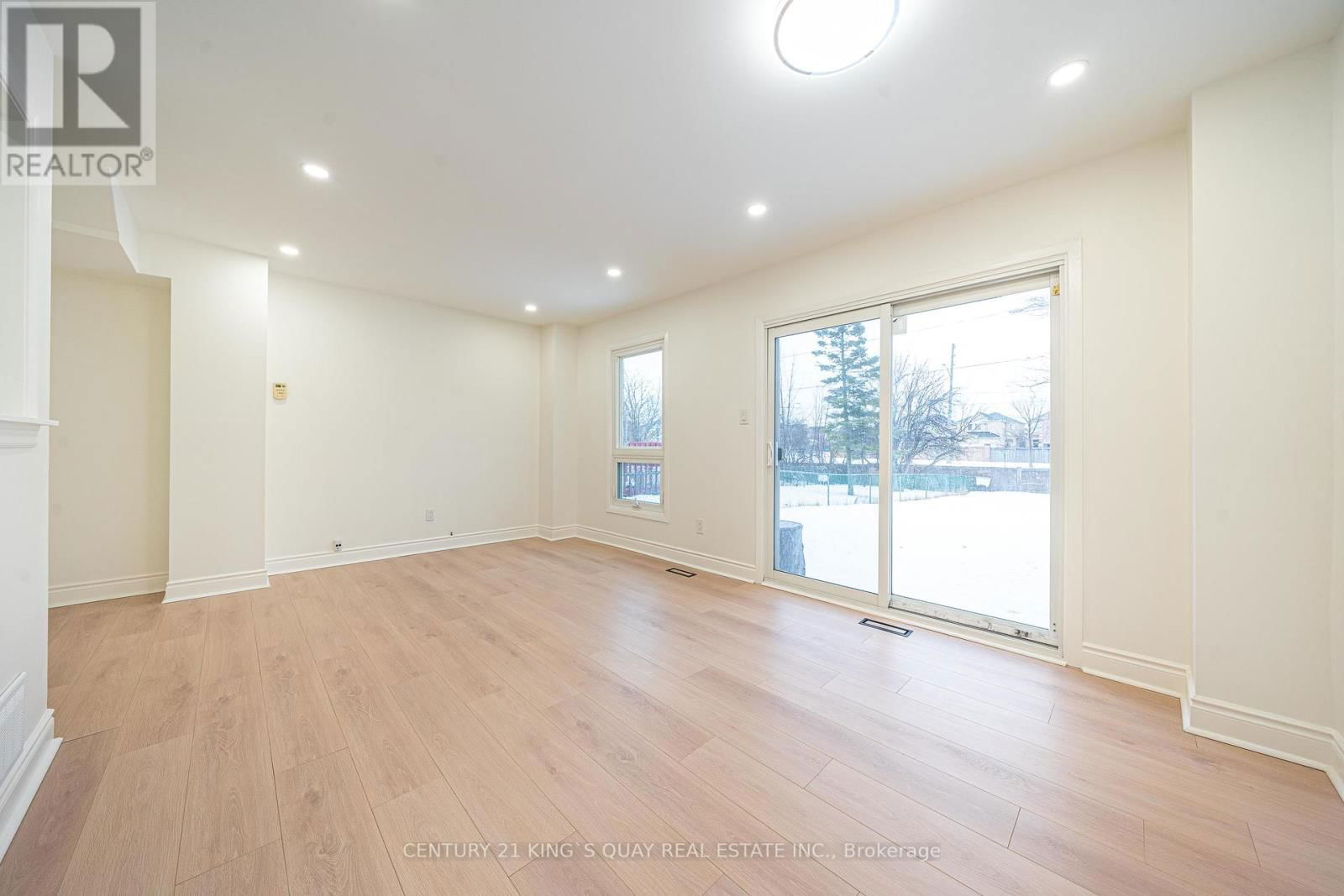 55 HORNCHURCH CRESCENT Image 10