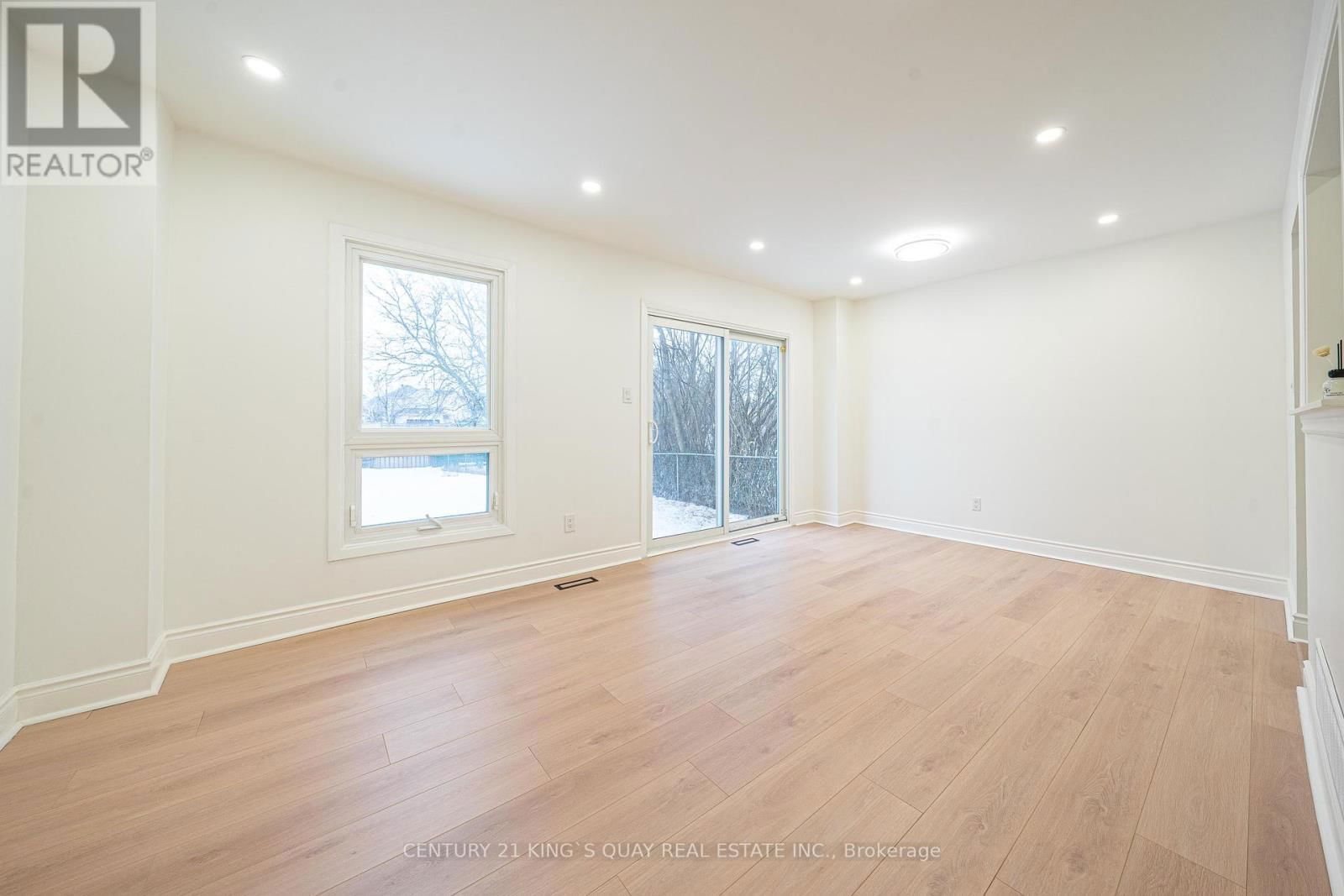 55 HORNCHURCH CRESCENT Image 11