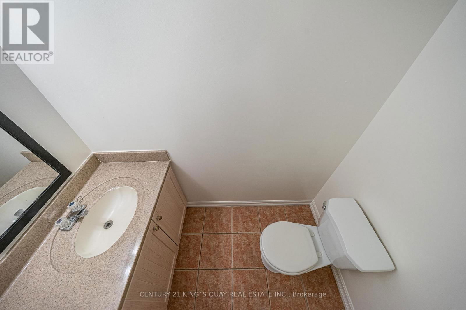 55 HORNCHURCH CRESCENT Image 28