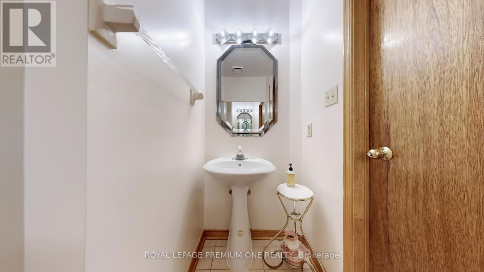 137 FINDHORN CRESCENT Image 25