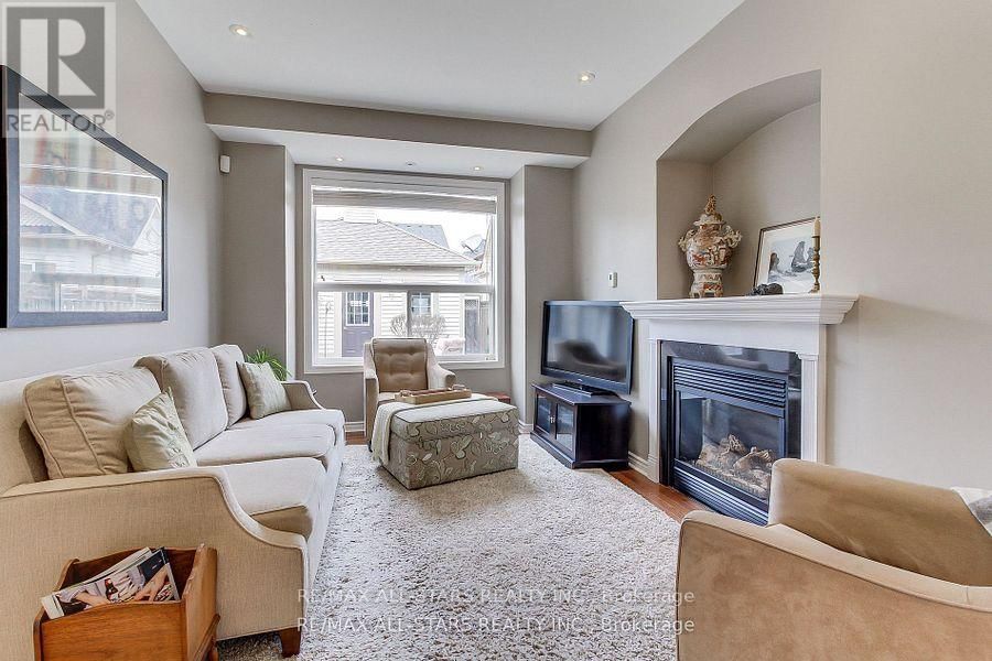 6 CHRISTIAN REESORPARK AVENUE Image 16