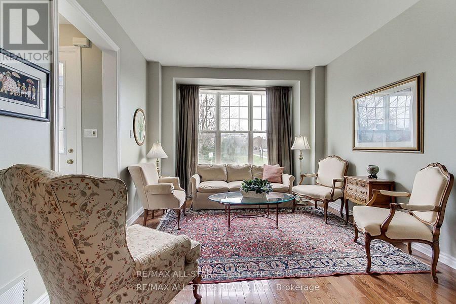 6 CHRISTIAN REESORPARK AVENUE Image 4