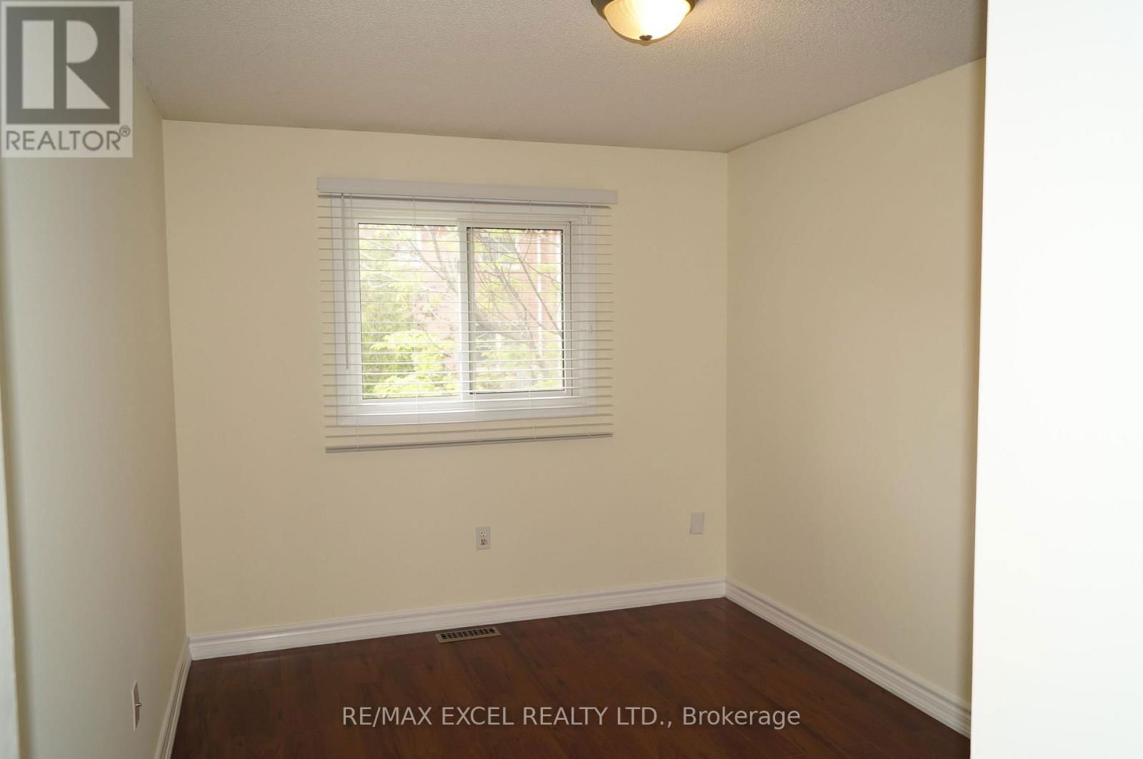 54 BINGHAM STREET Image 12