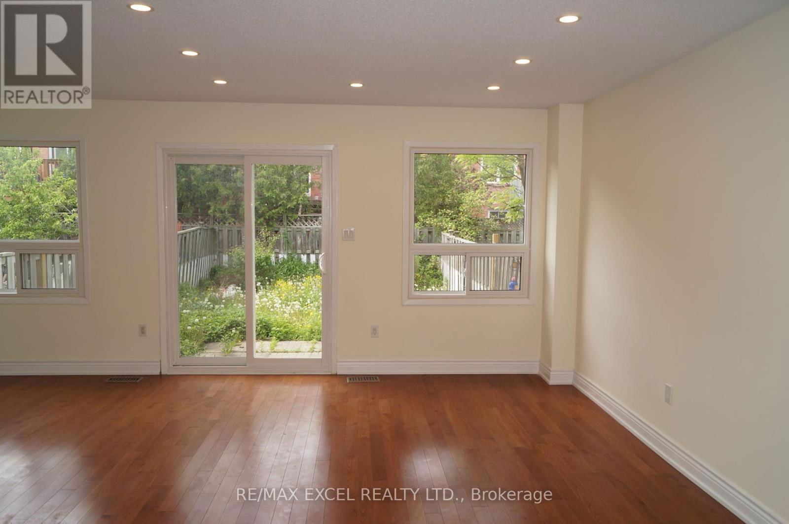 54 BINGHAM STREET Image 2