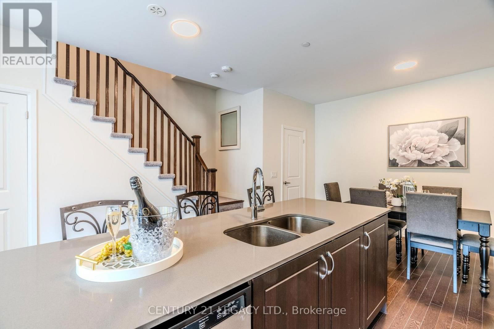 10 - 31 BAYNES WAY Image 11