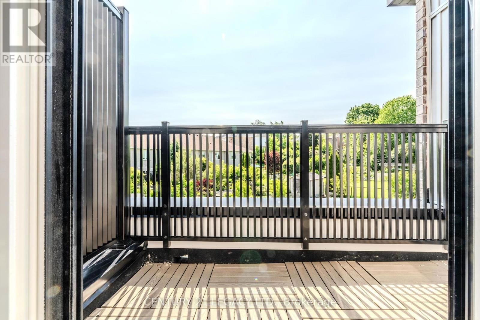 10 - 31 BAYNES WAY Image 24