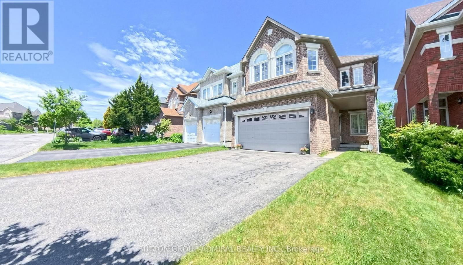 98 HOLLY DRIVE Image 2