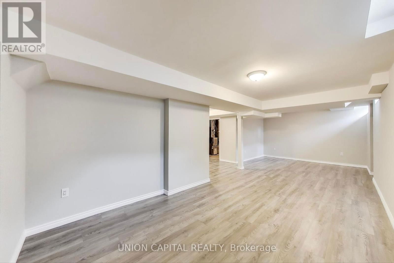 5 ROBINS NEST DRIVE Image 30