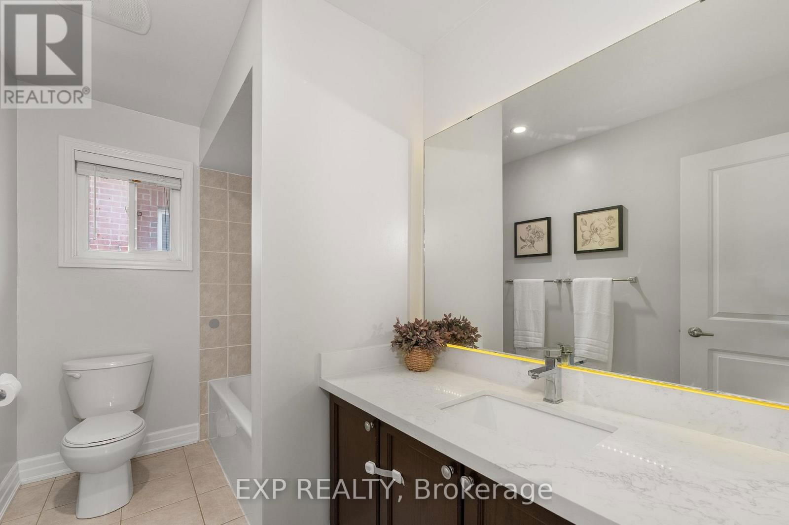 15 GREY WING AVENUE Image 26