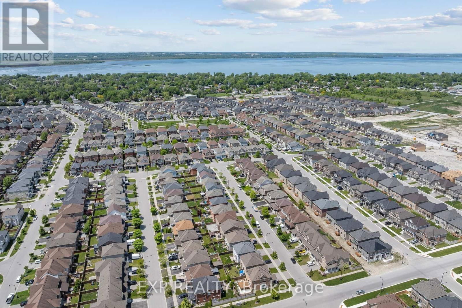 15 GREY WING AVENUE Image 4