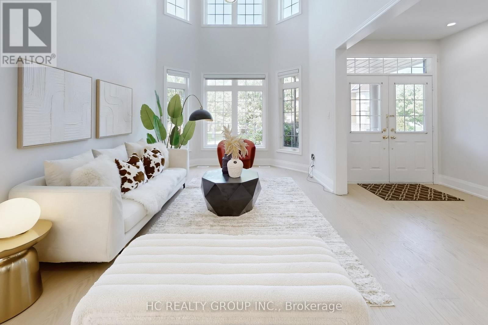47 MEDOC PLACE Image 3