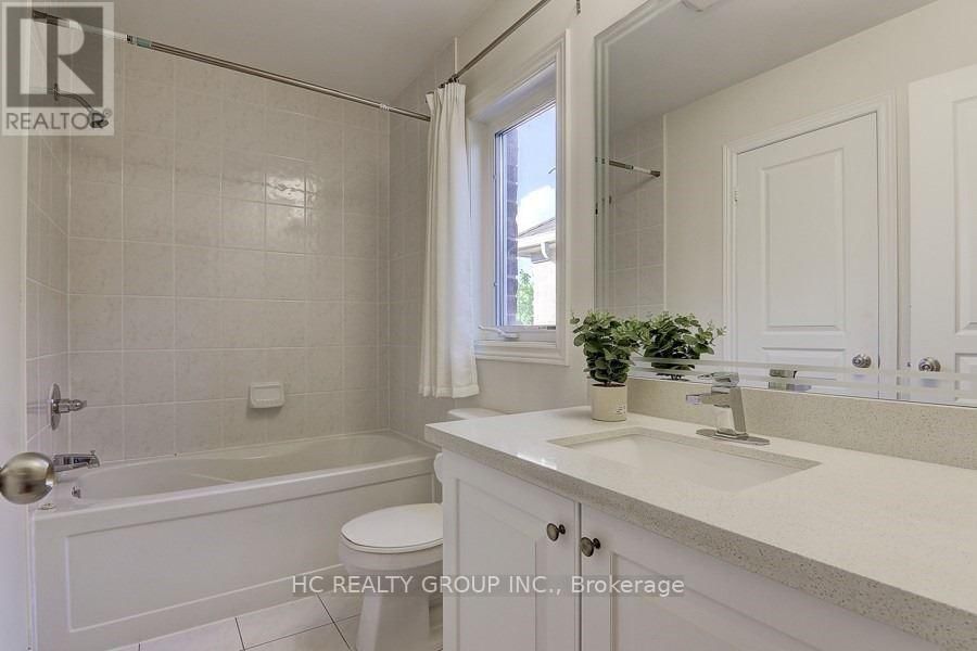 102 TIMNA CRESCENT Image 21