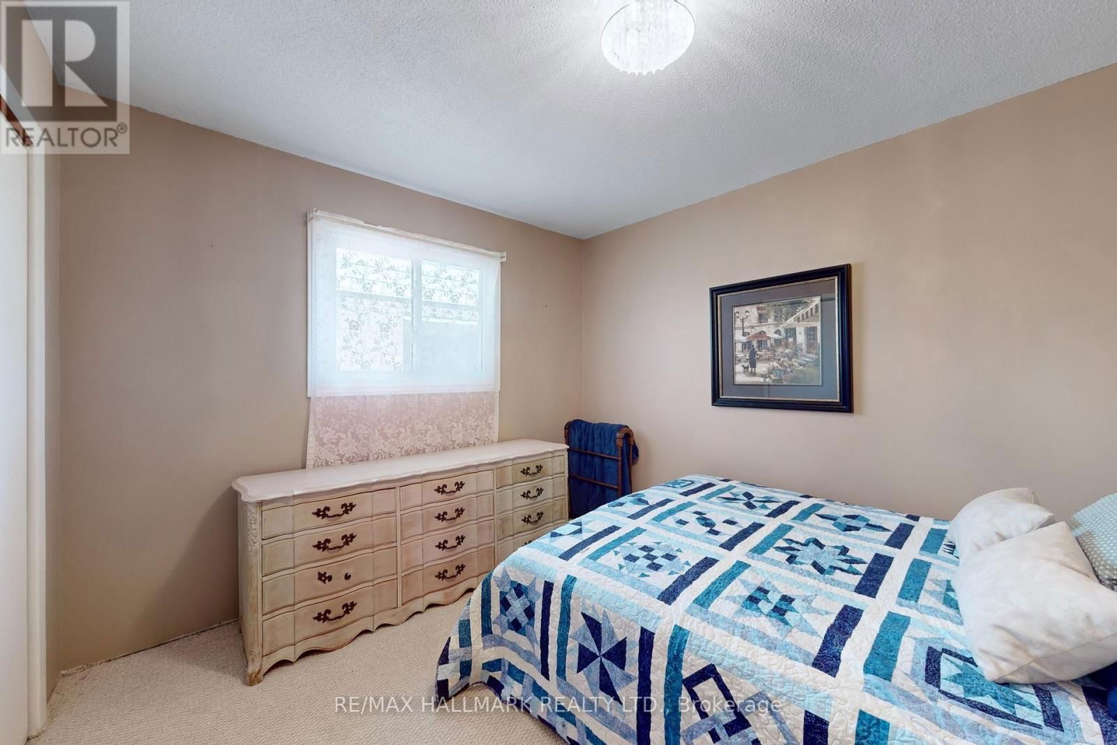 111 KERR BOULEVARD Image 21