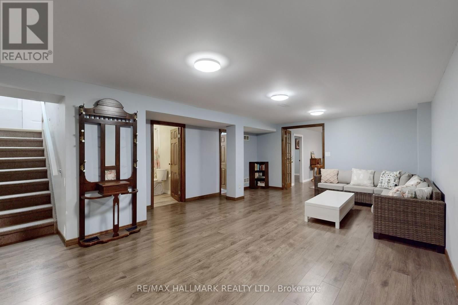 111 KERR BOULEVARD Image 30