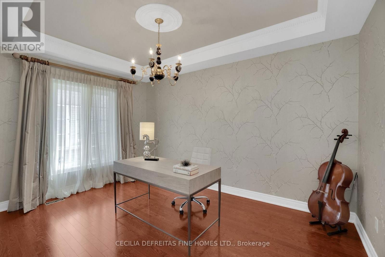 173 POLO CRESCENT Image 17
