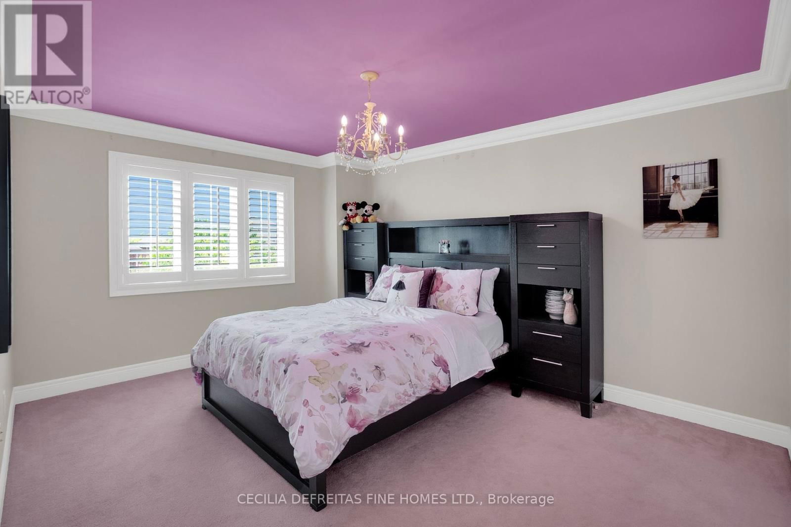 173 POLO CRESCENT Image 30