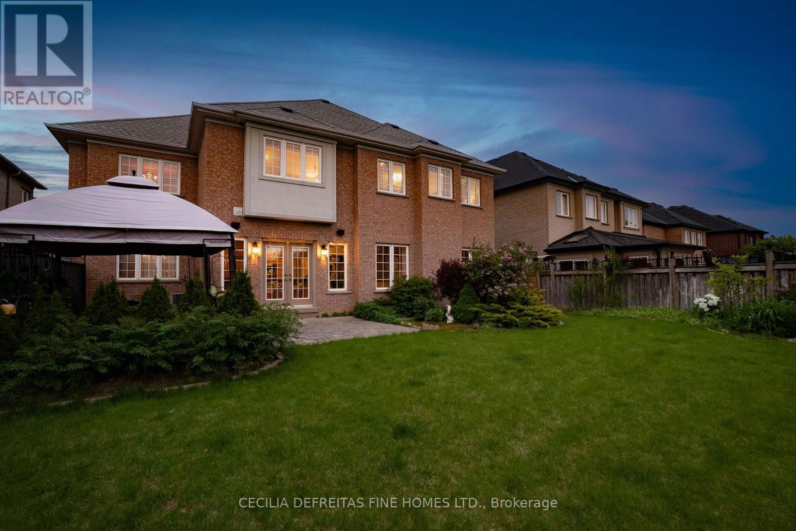 173 POLO CRESCENT Image 33