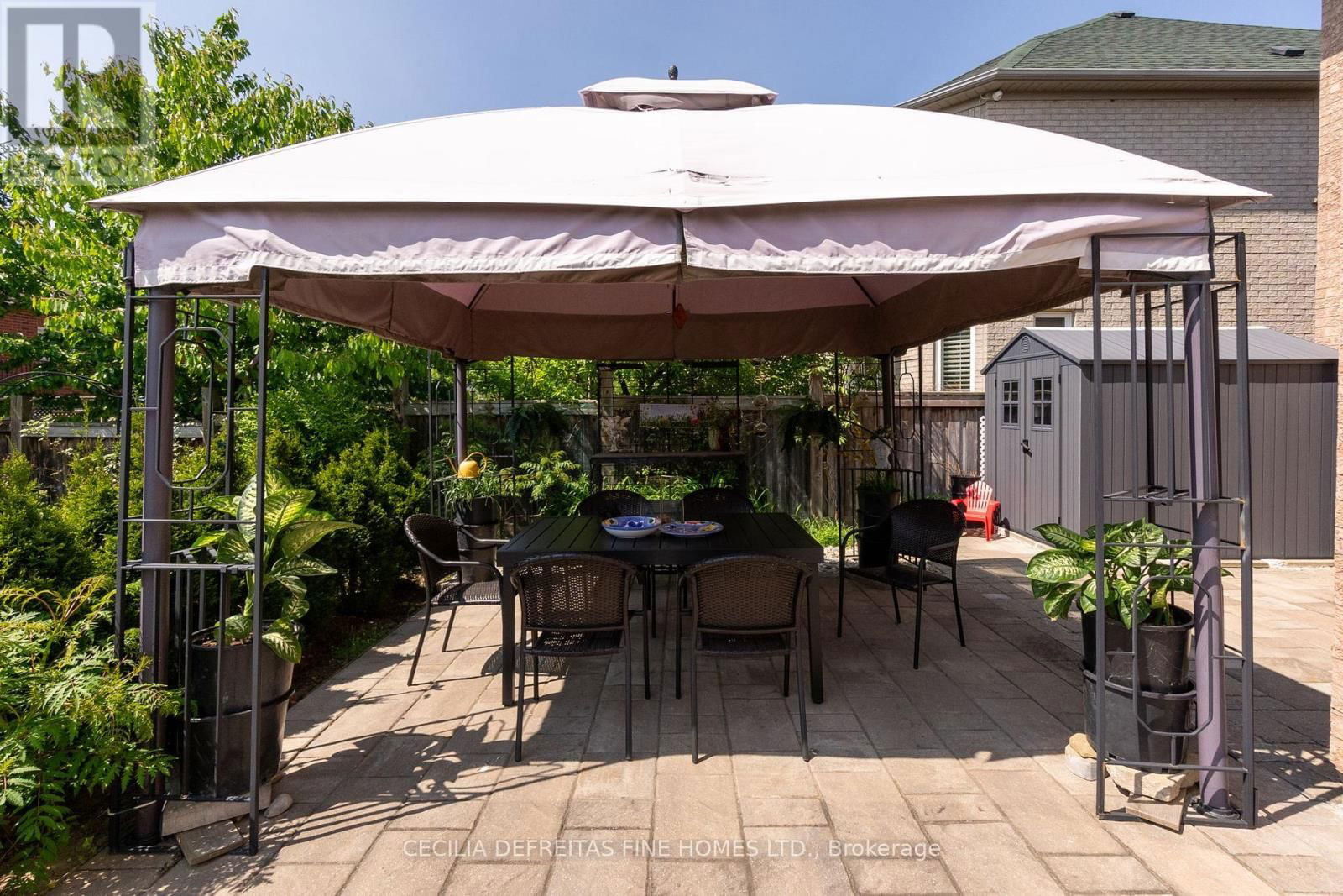 173 POLO CRESCENT Image 35