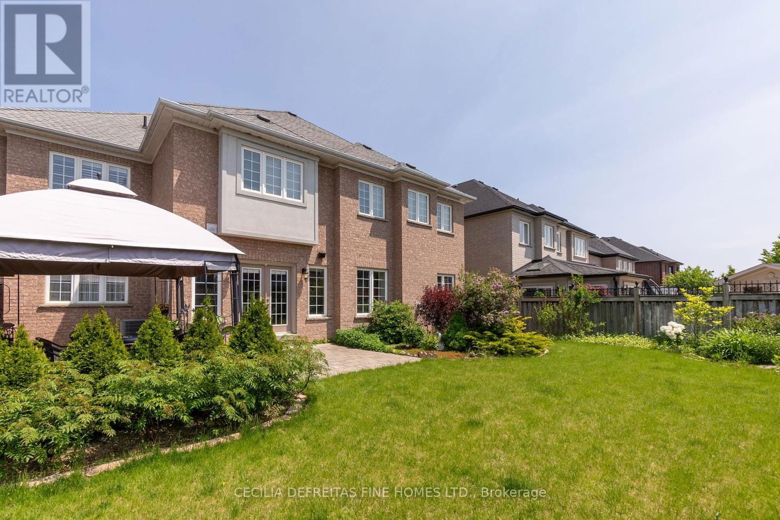 173 POLO CRESCENT Image 39