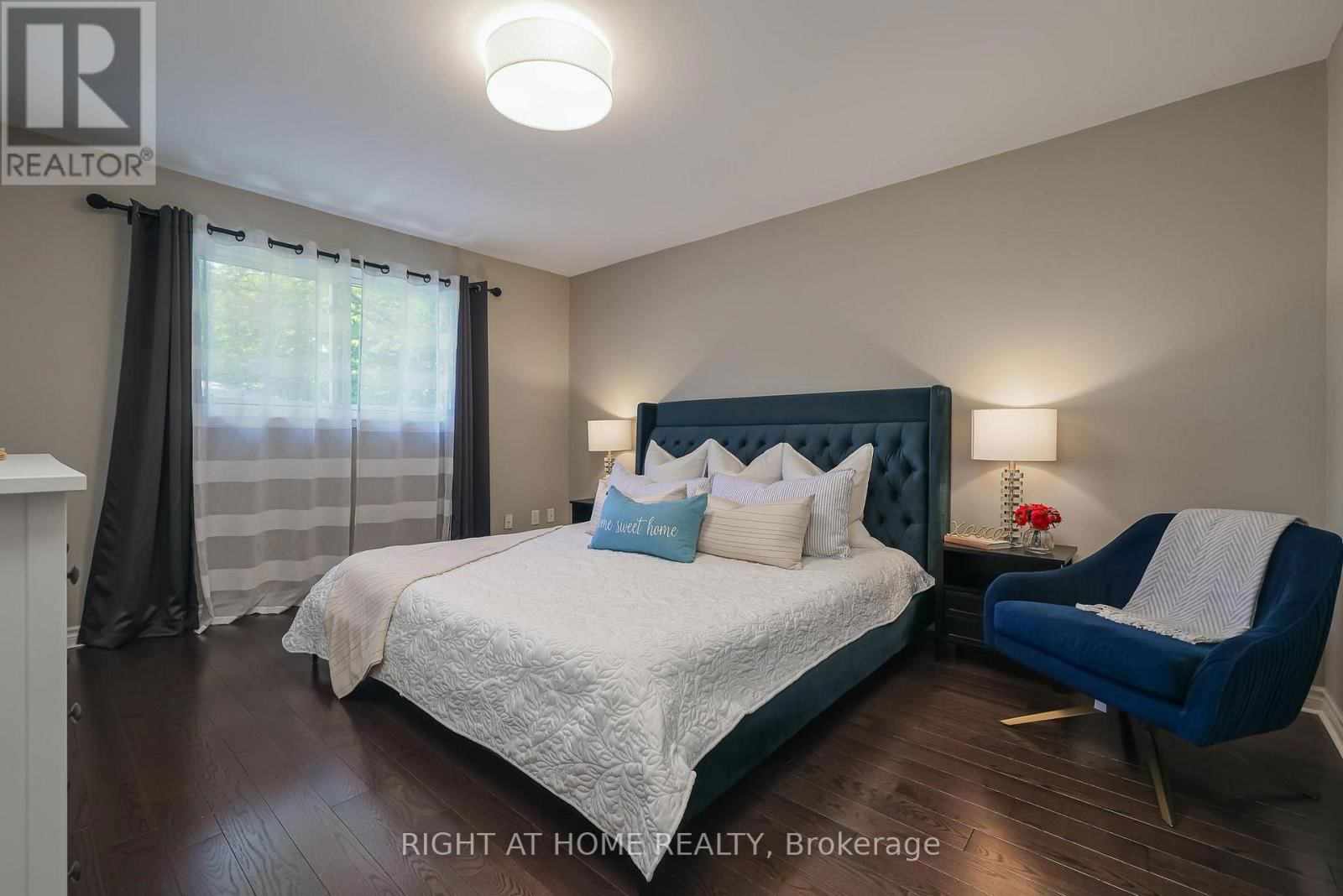 48 PORTERFIELD CRESCENT Image 18
