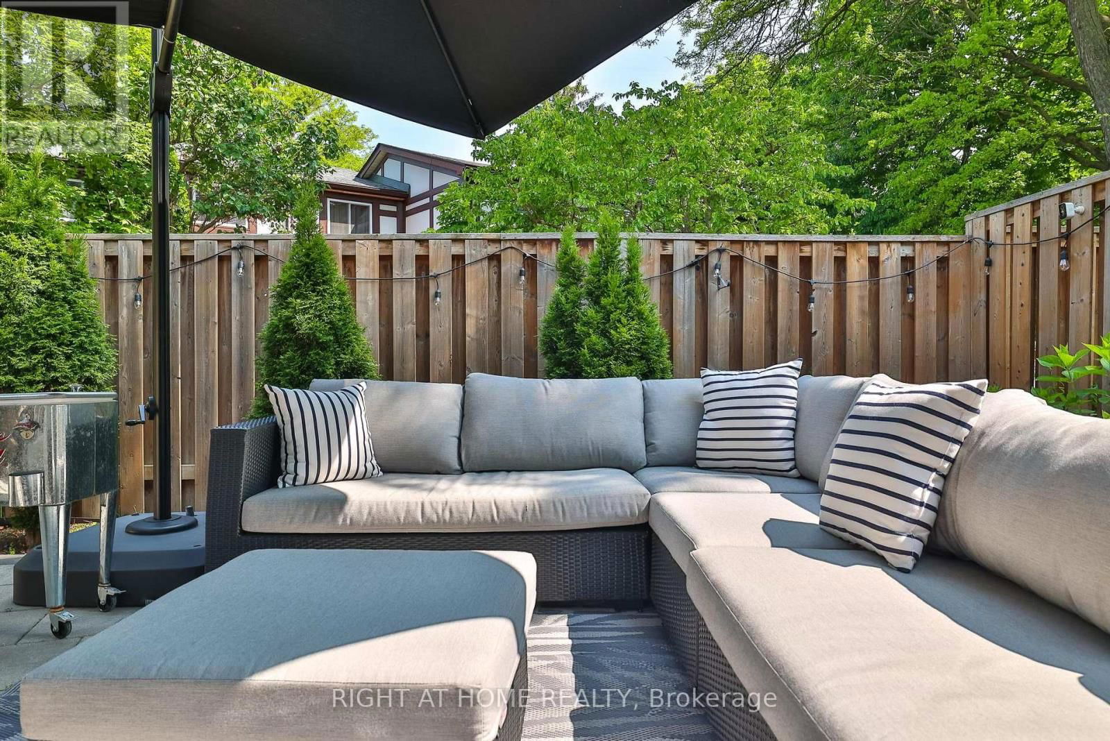 48 PORTERFIELD CRESCENT Image 45