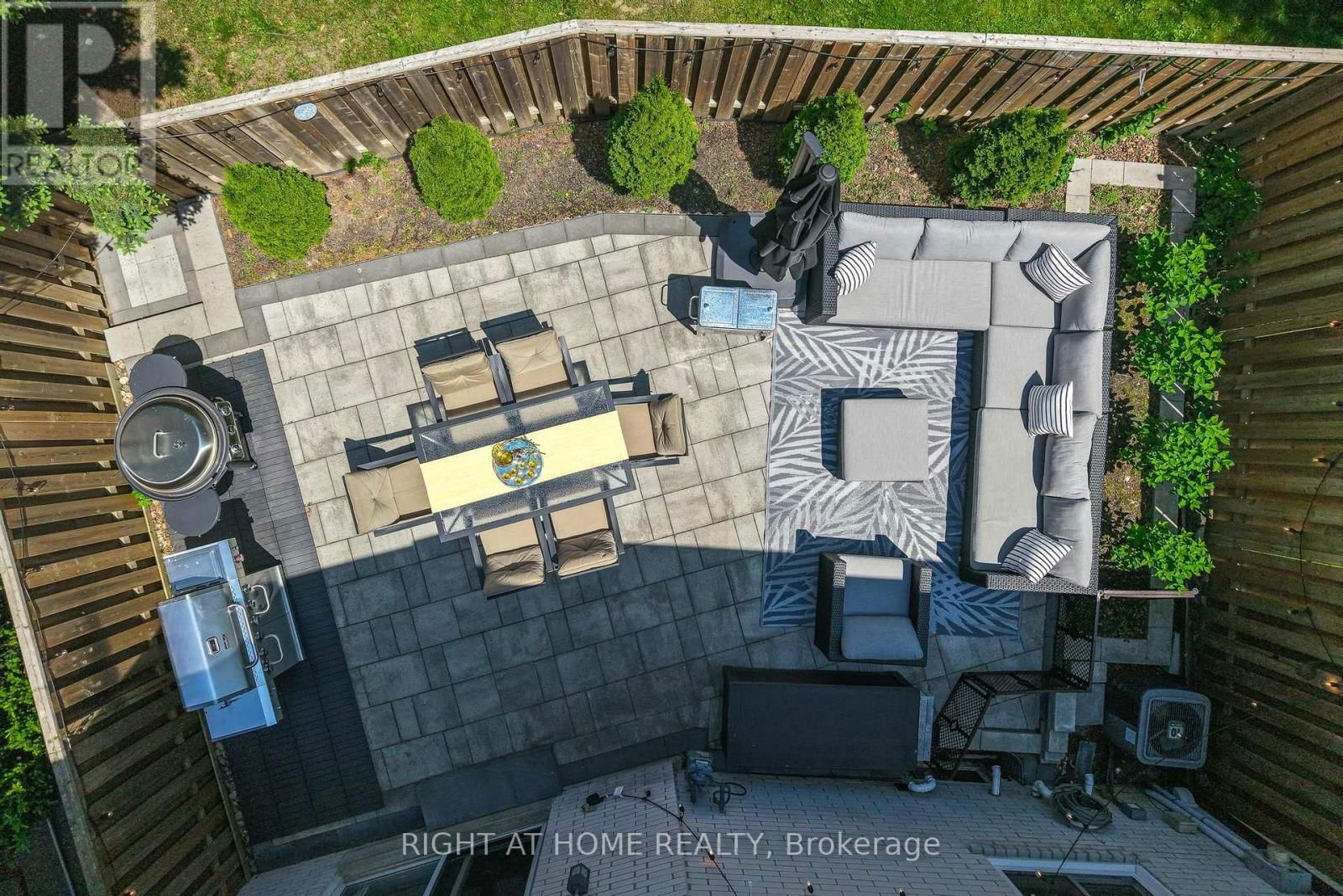 48 PORTERFIELD CRESCENT Image 47