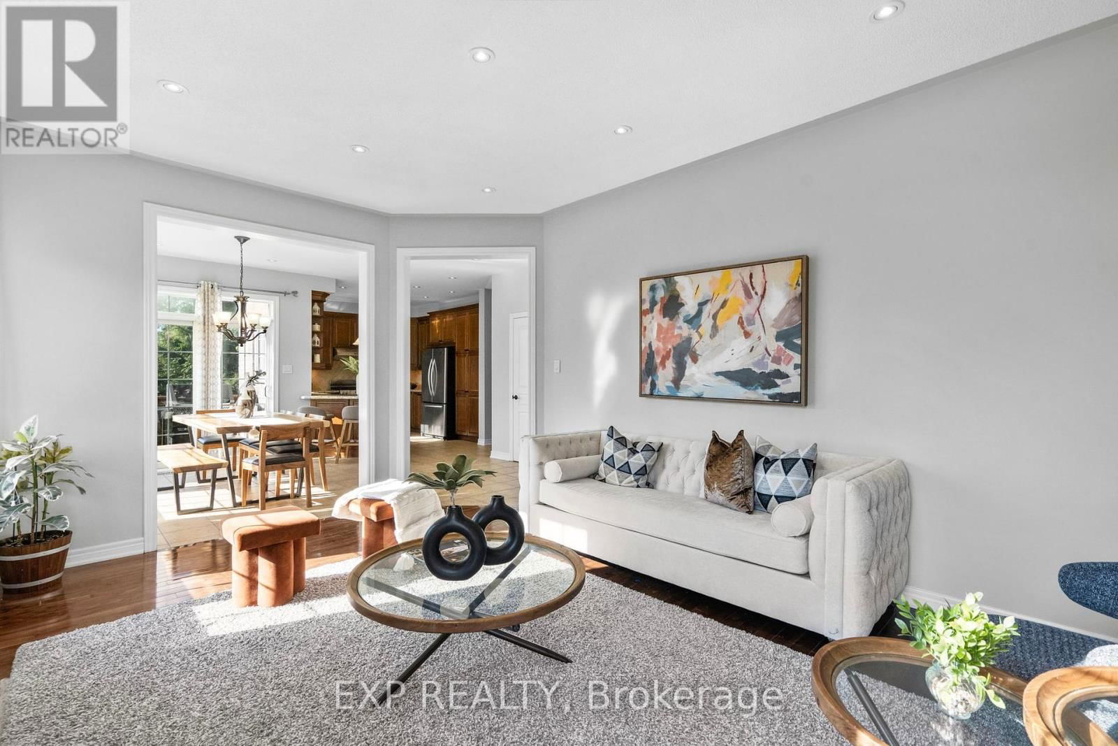 59 SMOOTHWATER TERRACE Image 10