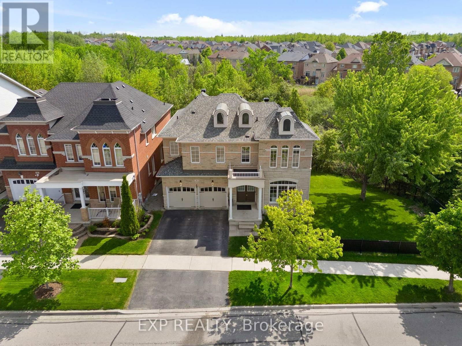 59 SMOOTHWATER TERRACE Image 2