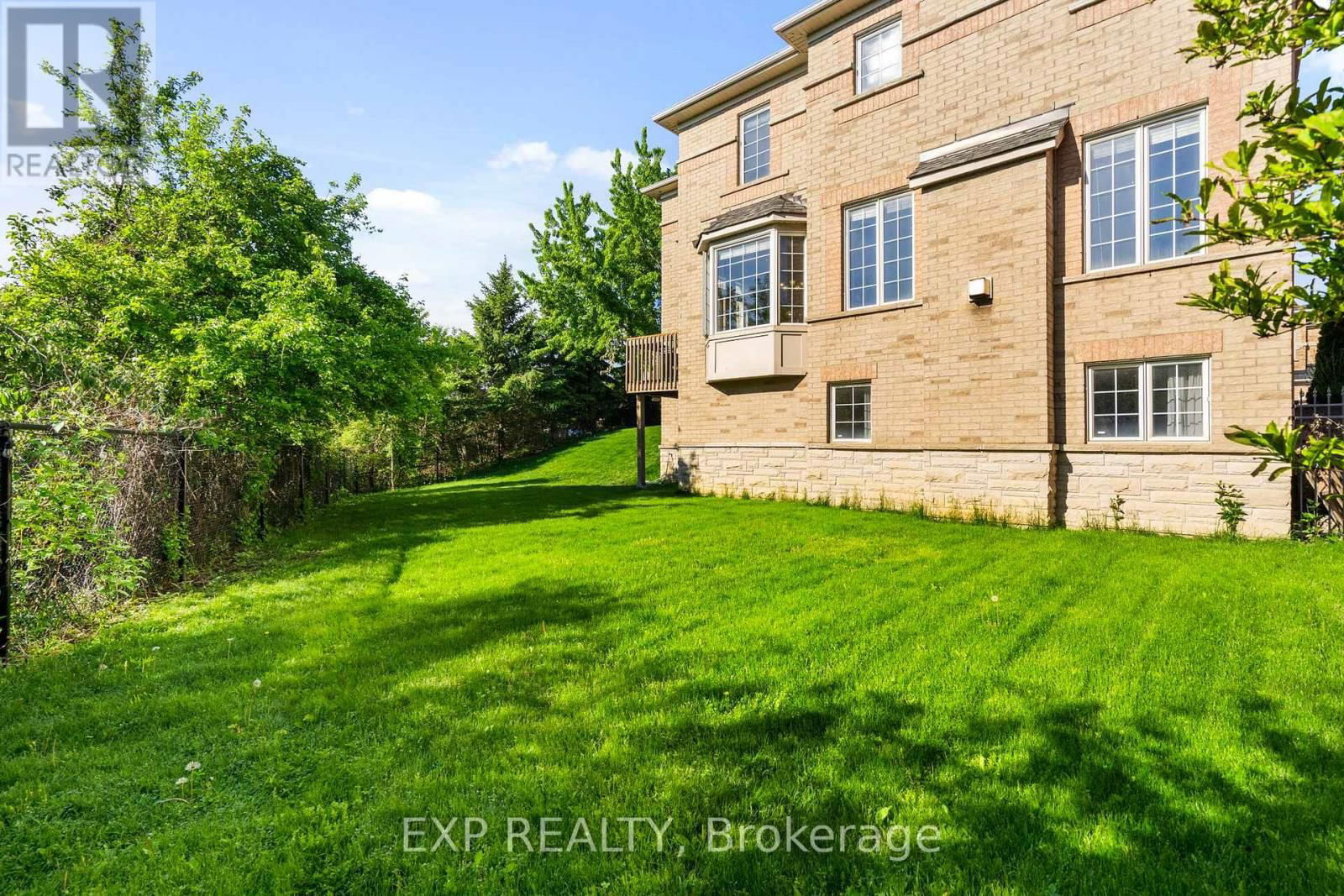 59 SMOOTHWATER TERRACE Image 40
