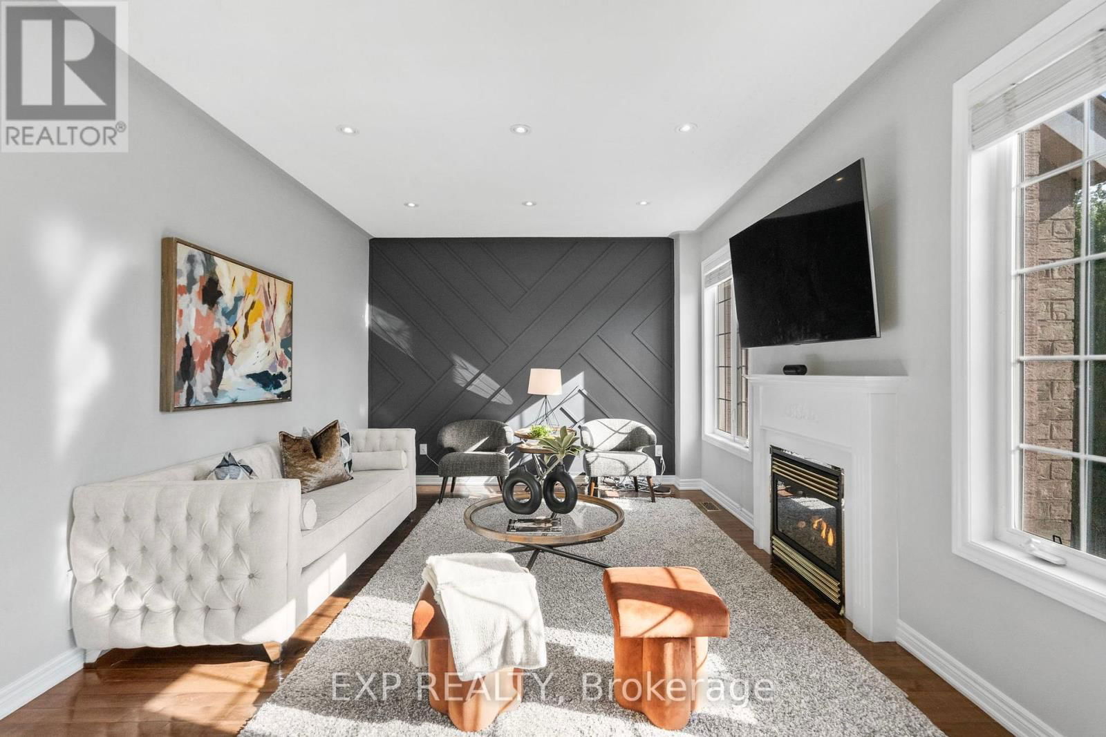 59 SMOOTHWATER TERRACE Image 8