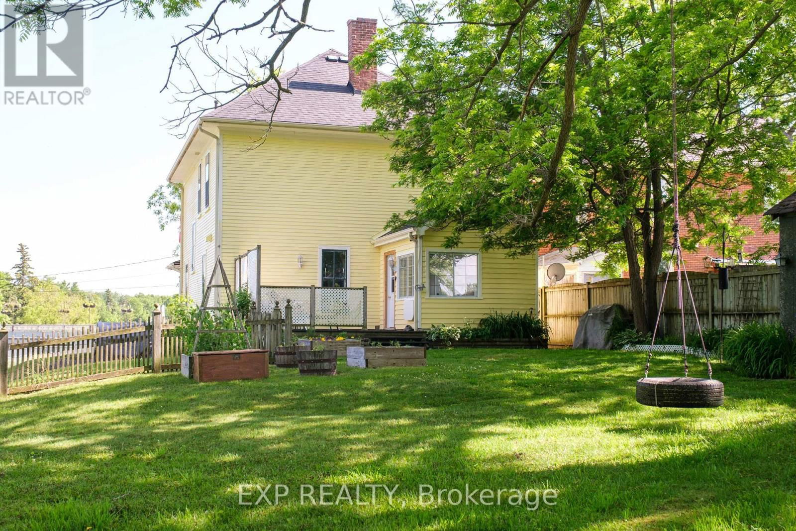 145 HIGH STREET Image 32