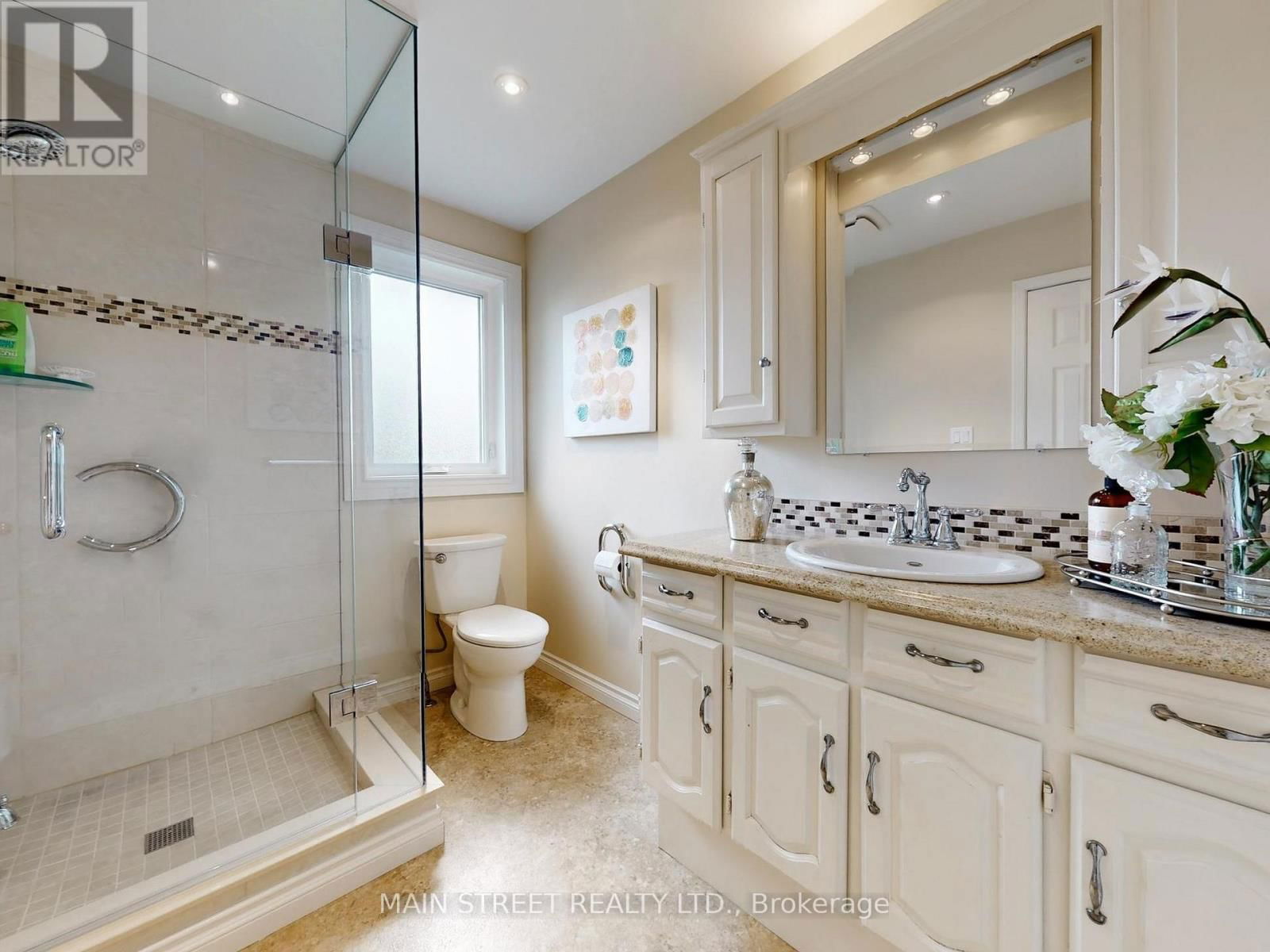 28 MUNRO CRESCENT Image 27