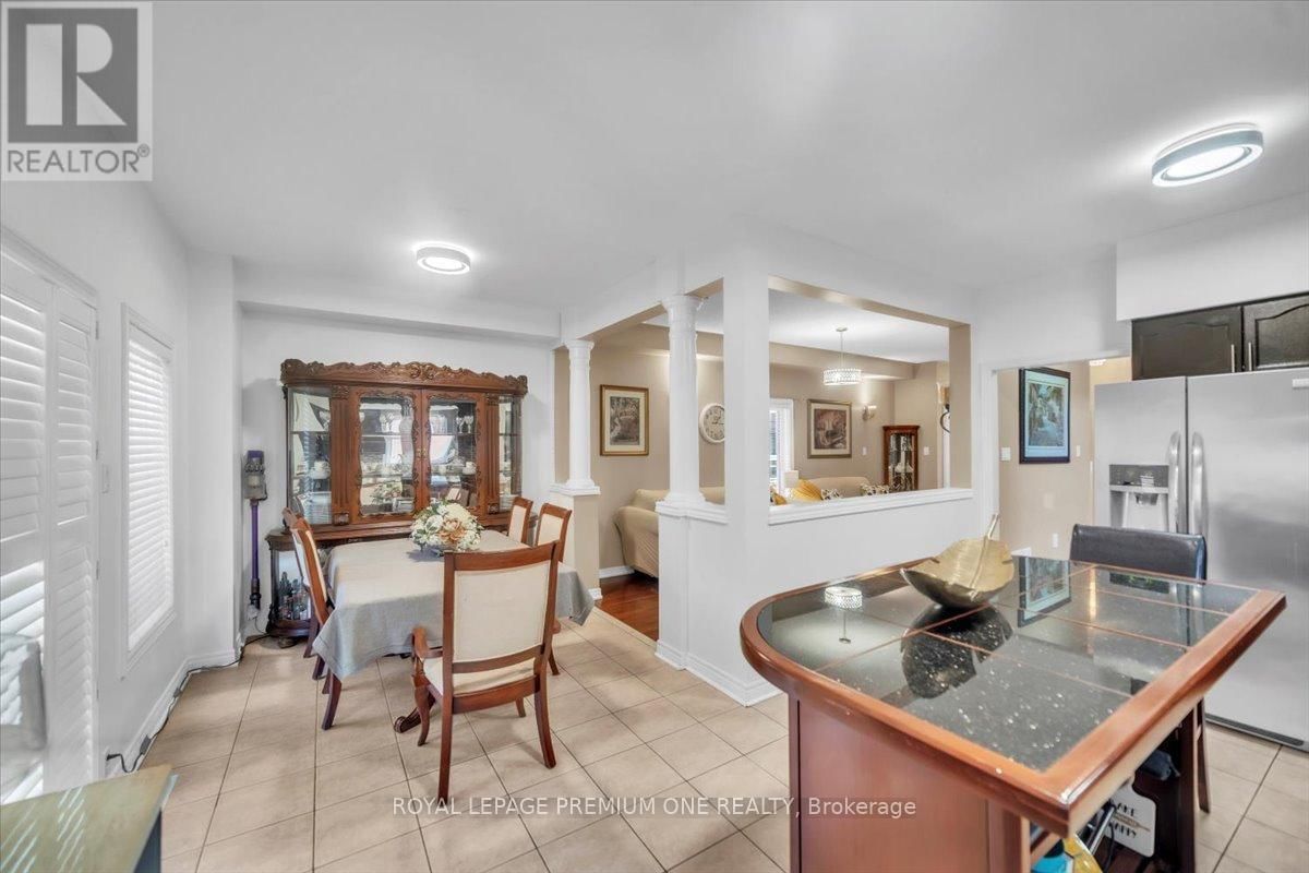 97 BLACKTHORN DRIVE Image 13