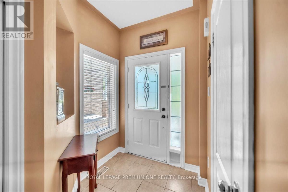 97 BLACKTHORN DRIVE Image 2
