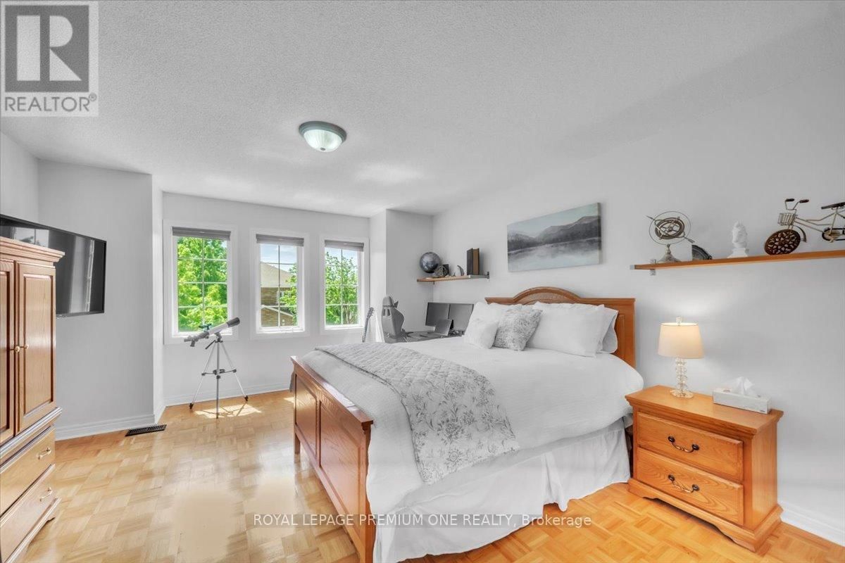 97 BLACKTHORN DRIVE Image 26