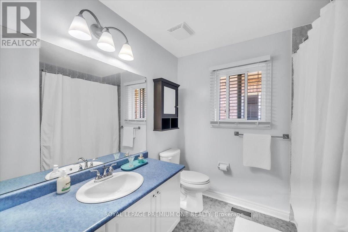 97 BLACKTHORN DRIVE Image 28