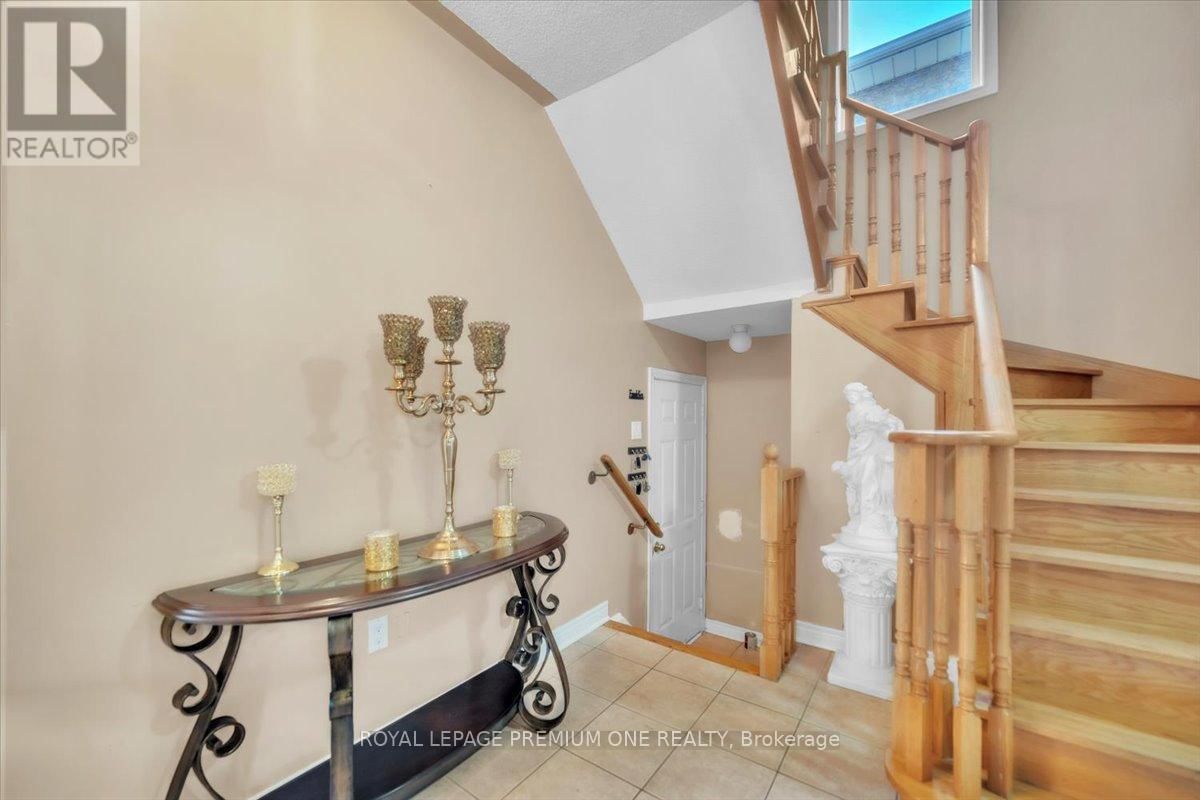 97 BLACKTHORN DRIVE Image 29