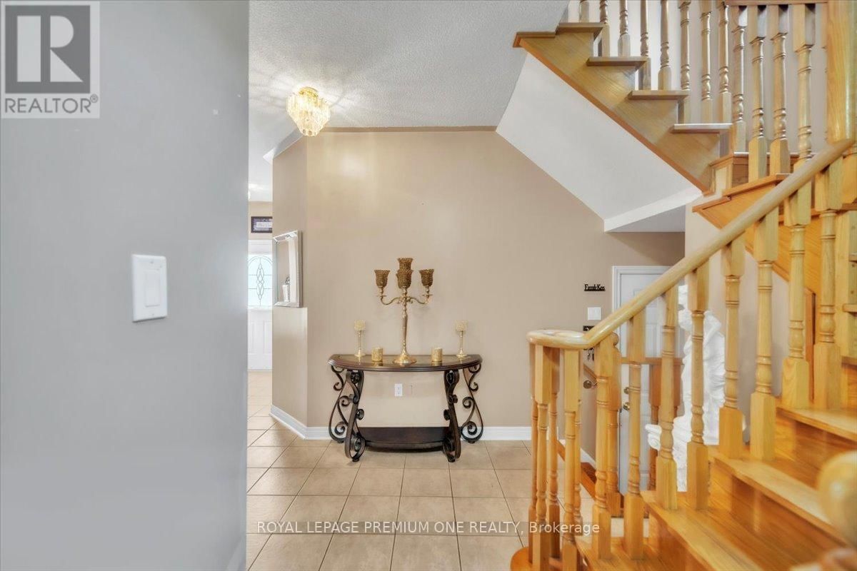 97 BLACKTHORN DRIVE Image 3