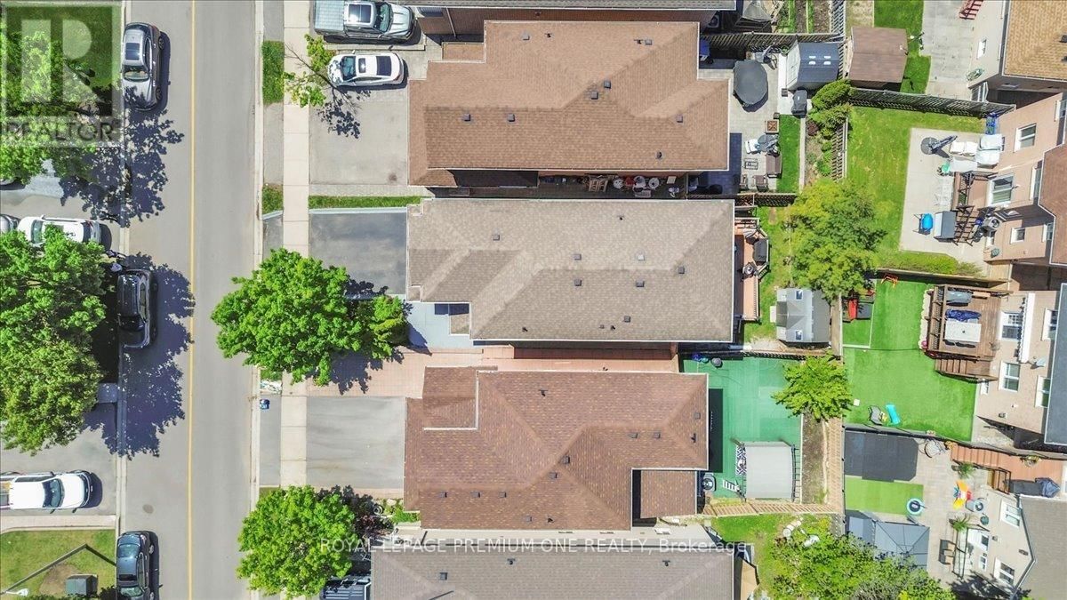 97 BLACKTHORN DRIVE Image 39