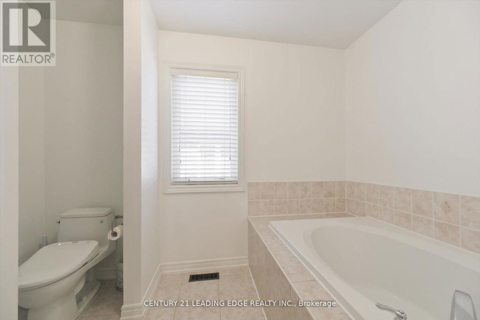 18 KERR LANE Image 23
